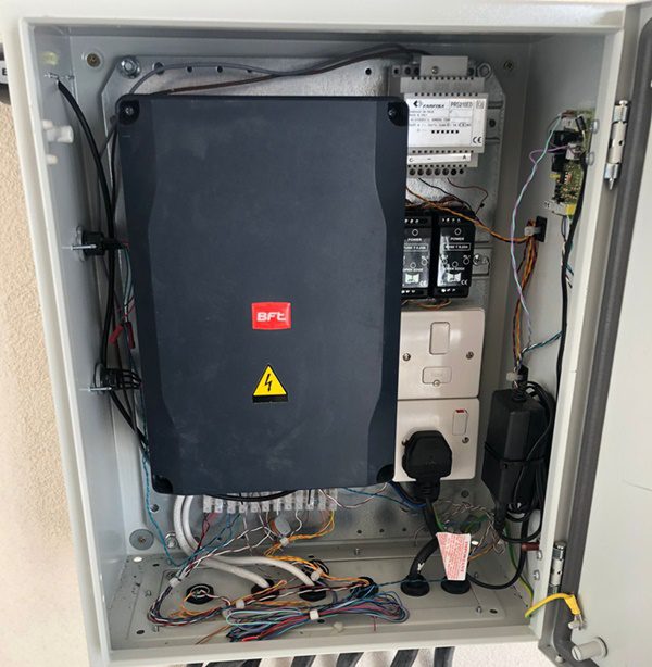 Servicing electric driveway gates